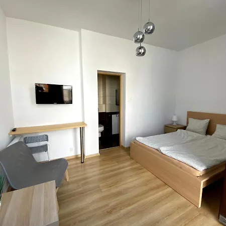 Zefir Δωμάτια σε οικογενειακή κατοικία Unieście