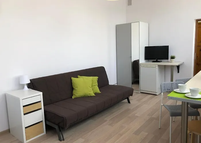 Zefir 홈스테이 Unieście